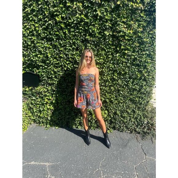 FUZZI Black Red Floral Strapless Lace Mesh Romper Size Medium - Picture 12 of 13